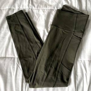 Victoria Sport Knockout Pocket Leggings